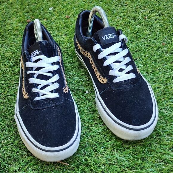 VANS OLD SKOOL - Women's Sneakers - SIZE 7.5 - Picture 2 of 9